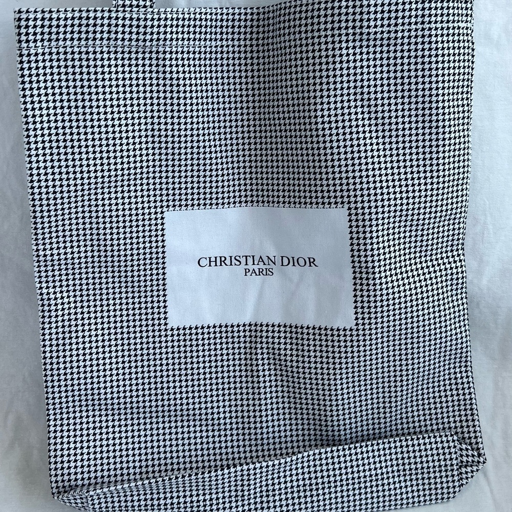 AUTHENTIC VIP Christian Dior Bag